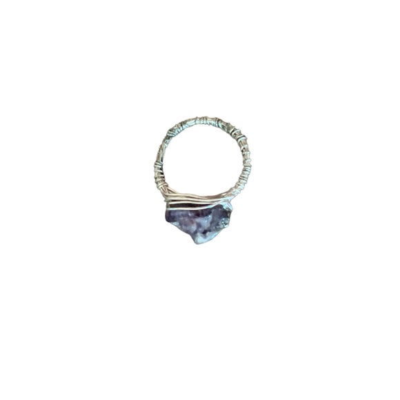 HANDMADE | PURPLE STONE SILVER WIRE RING SZ 8 - Picture 4 of 6